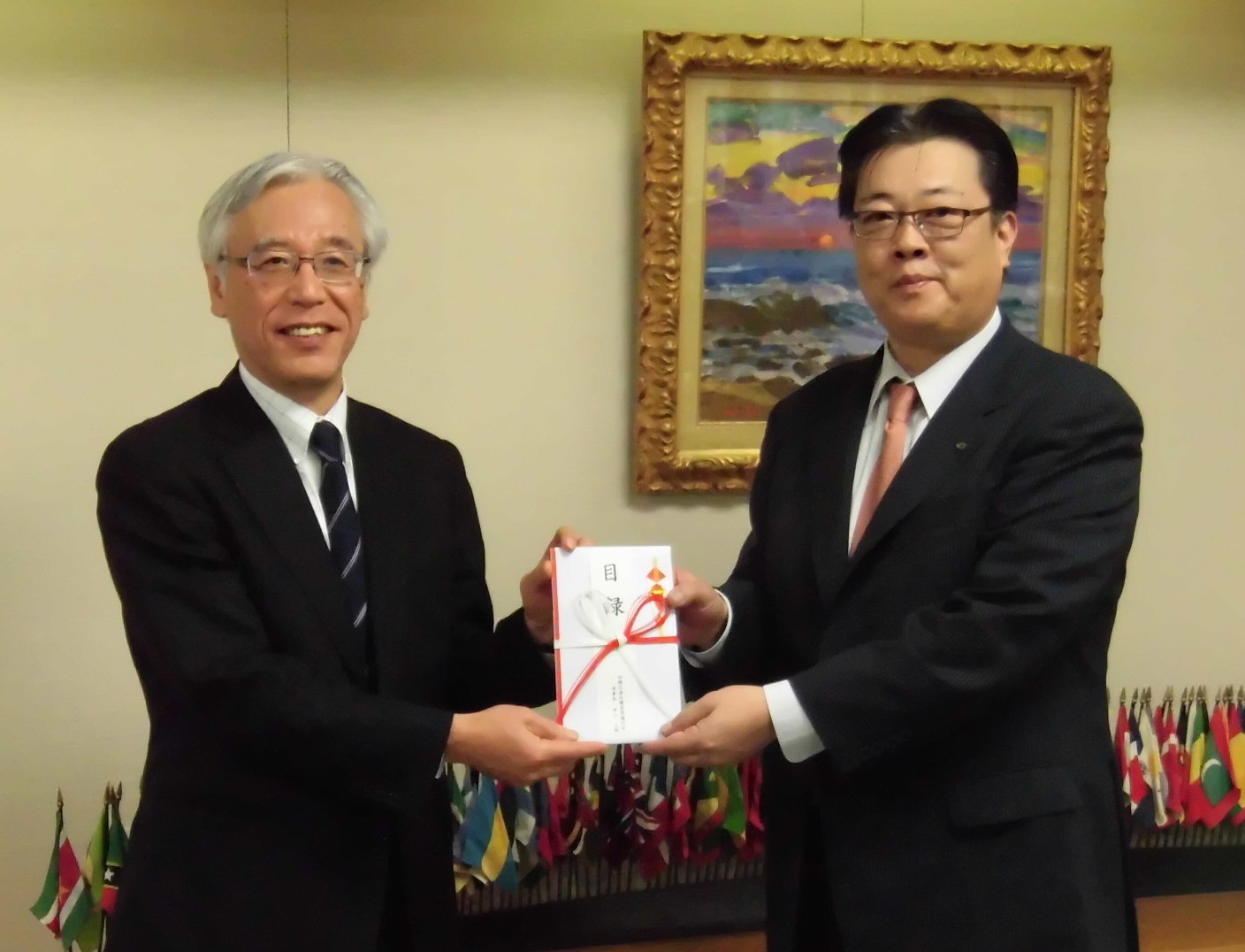 熊本城復興城主 募金への寄付金贈呈を実施 回胴式遊技機商業協同組合