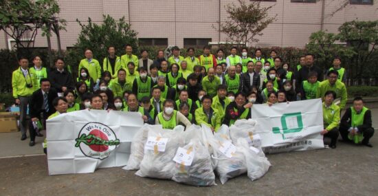 参加者の集合写真